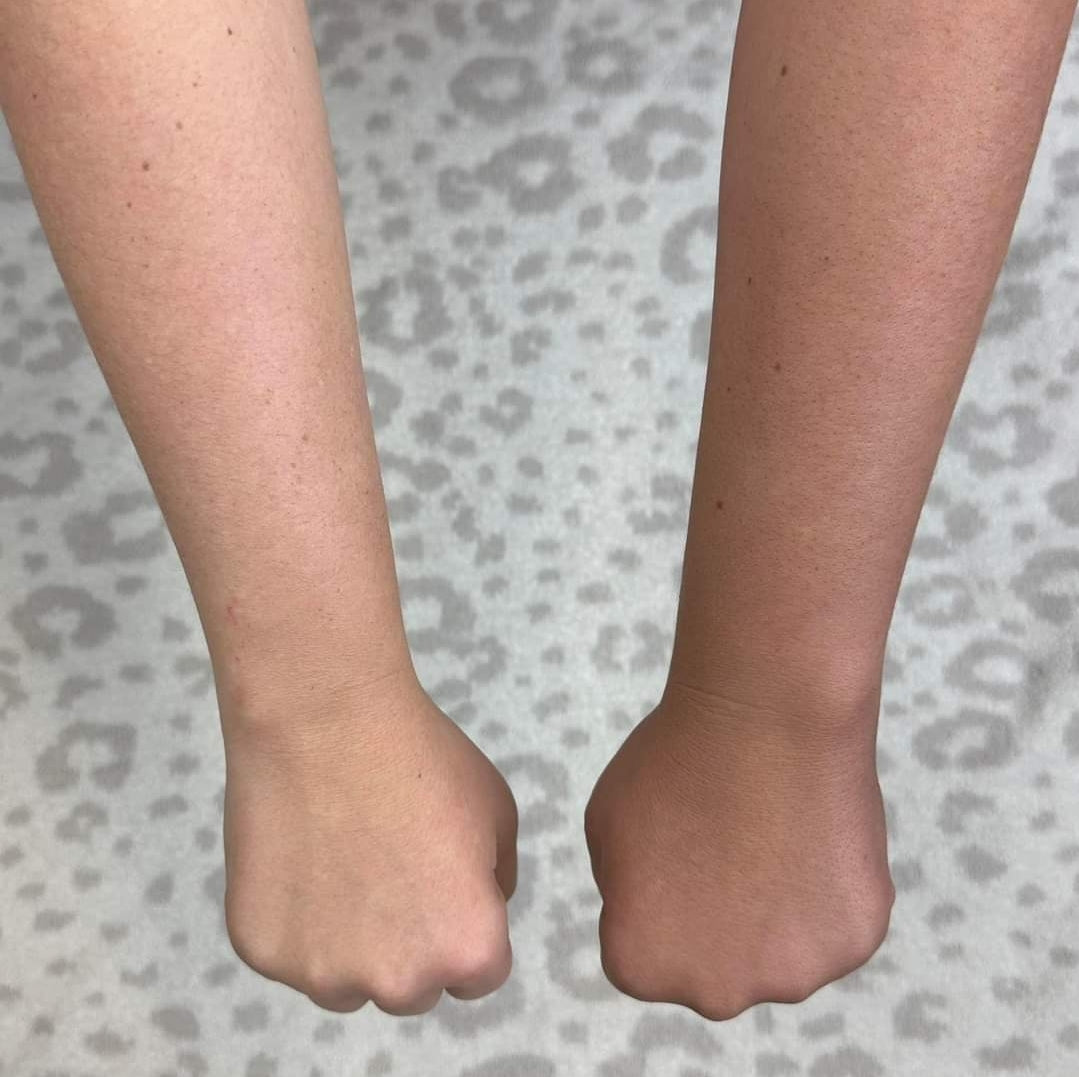 Ultraviolet Tanning Mousse with Mitt