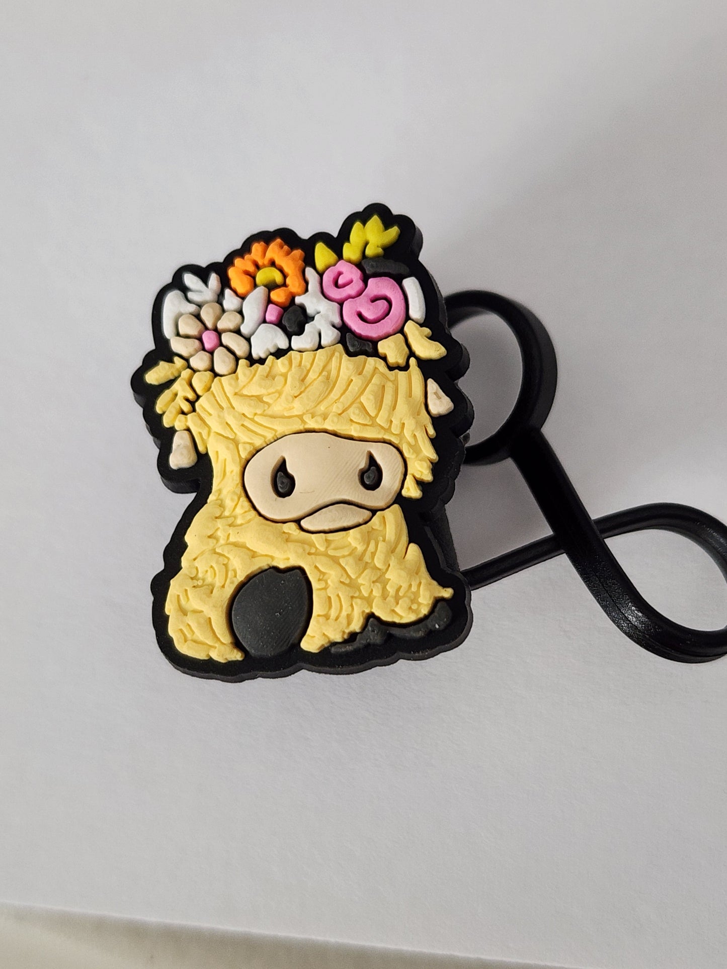 Highland Cow Straw Topper W/Flowers